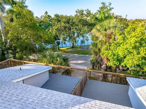 1559 7th Avenue W Bradenton FL 34205