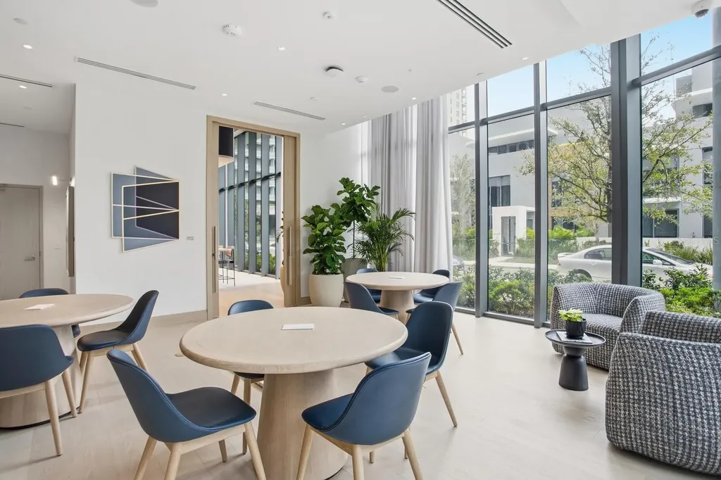 3015 S Ysabella Avenue Tampa FL 33629