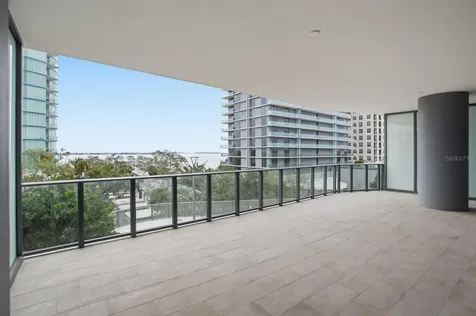 3015 S Ysabella Avenue Tampa FL 33629