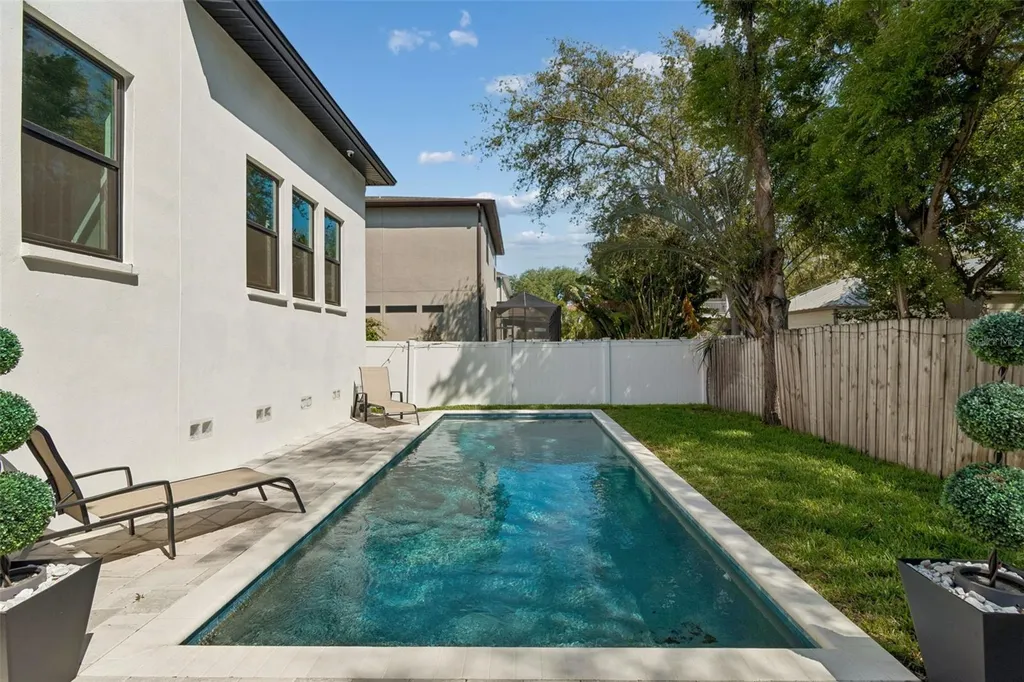 5410 Bayshore Boulevard Tampa FL 33611