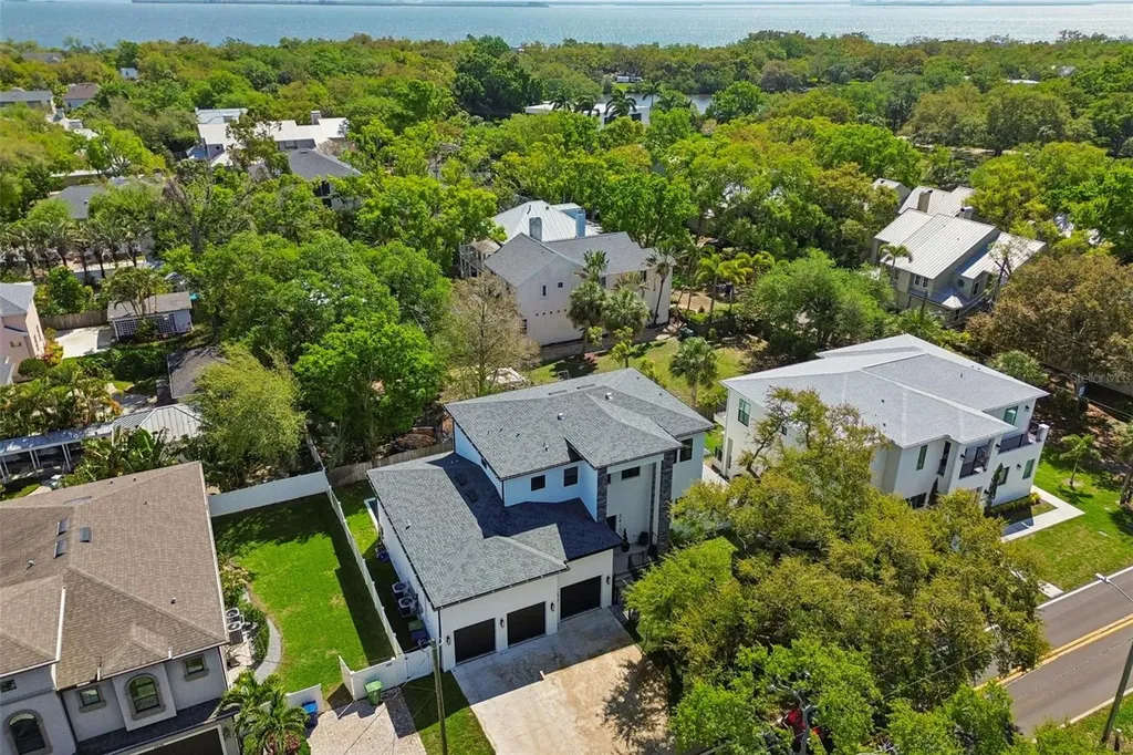 5410 Bayshore Boulevard Tampa FL 33611
