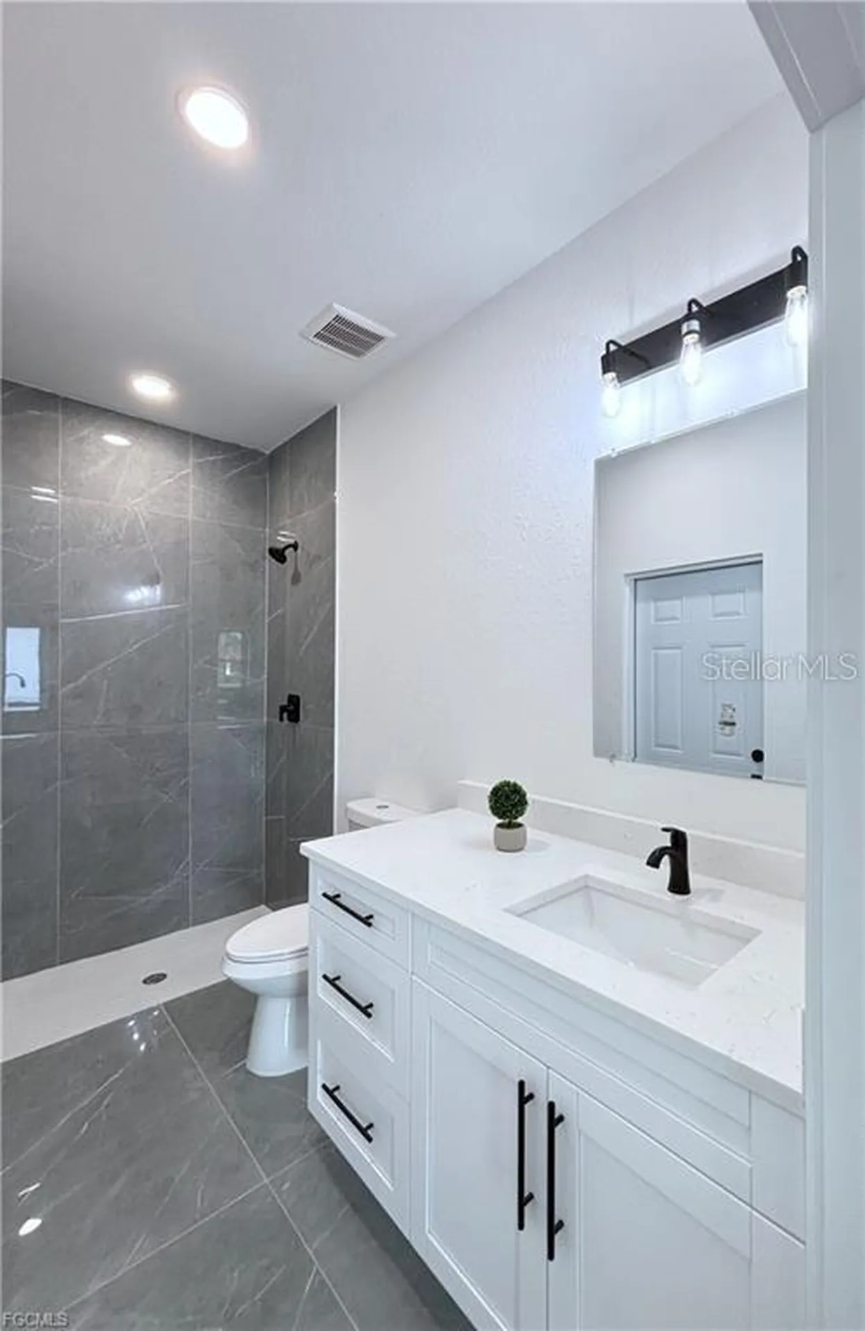 842 Giorgio Avenue S Lehigh Acres FL 33974