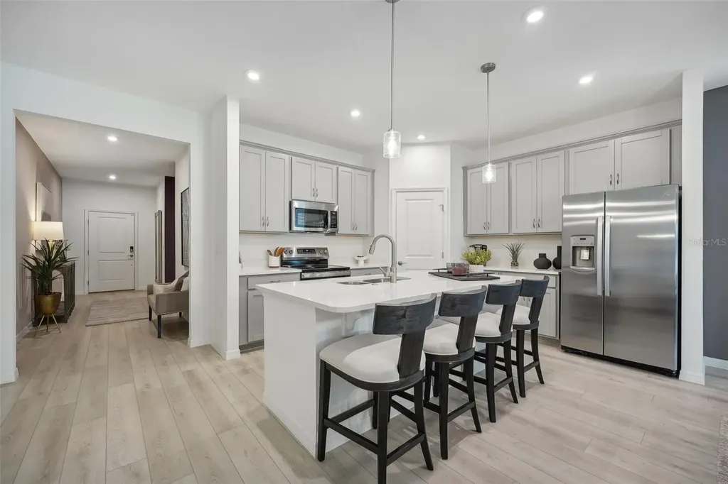 6024 Cliffbow Loop Way Leesburg FL 34748