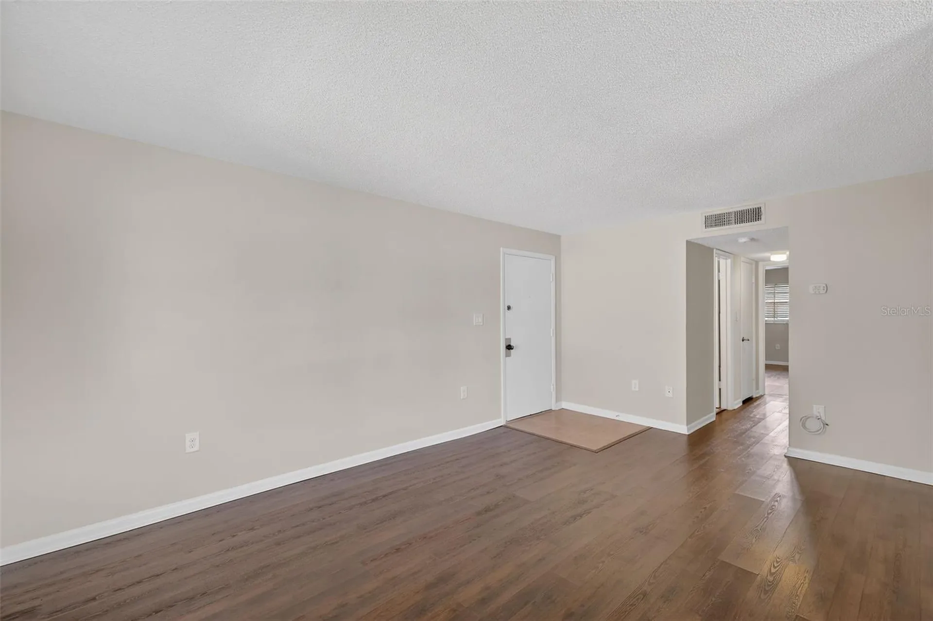 1112 W Main Street Leesburg FL 34748