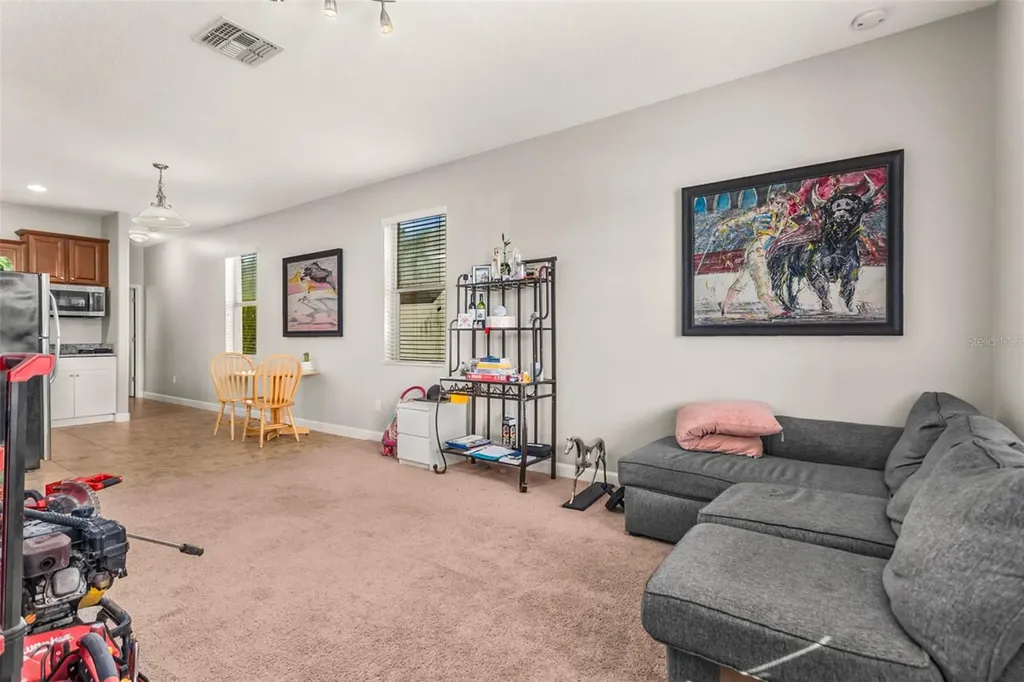 1806 Thetford Circle Orlando FL 32824