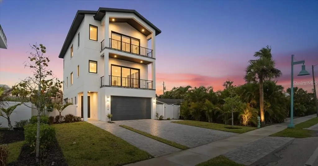 1214 Gulf Boulevard Englewood FL 34223