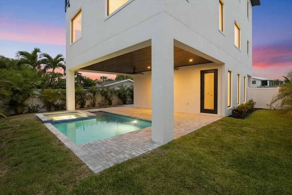 1214 Gulf Boulevard Englewood FL 34223