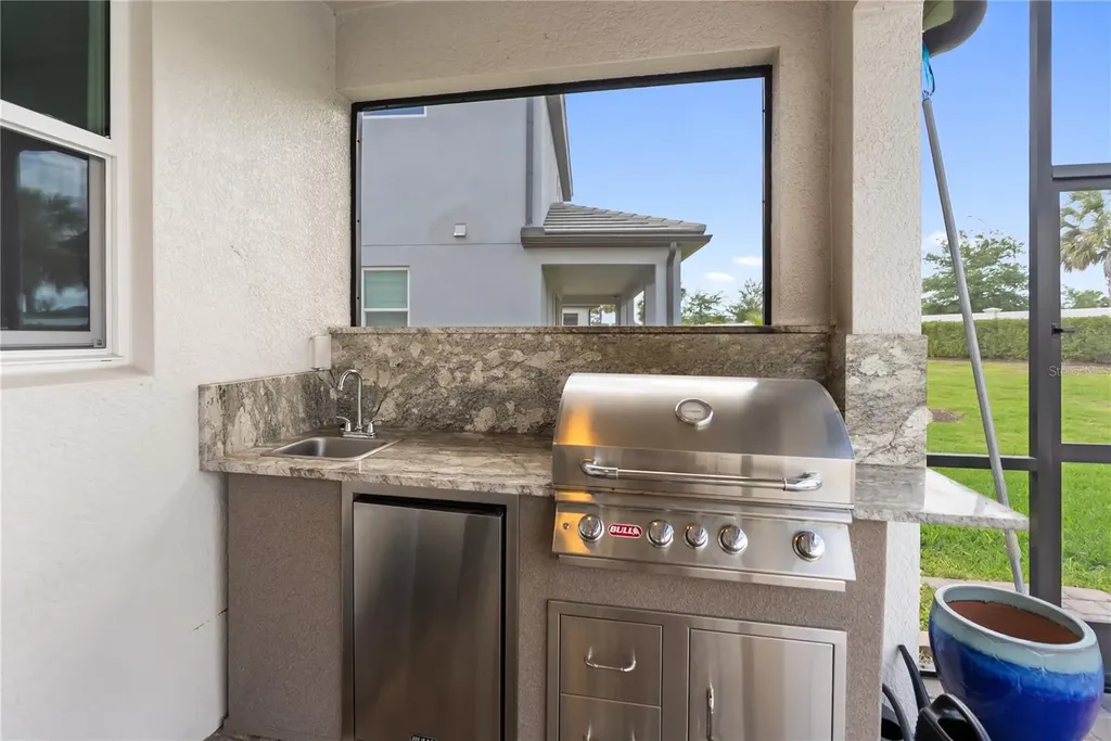 17506 Savory Mist Circle Bradenton FL 34211