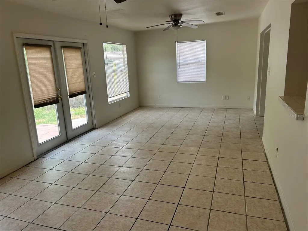 65 Lake Shore Drive Palm Harbor FL 34684