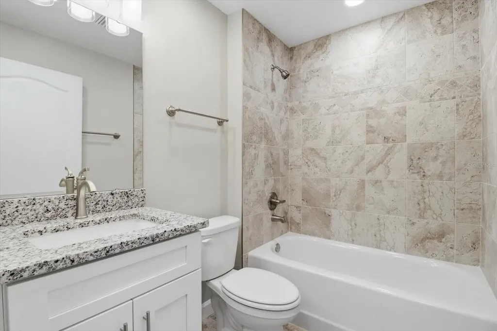 341 E Mcfaddin Place Dunnellon FL 34434