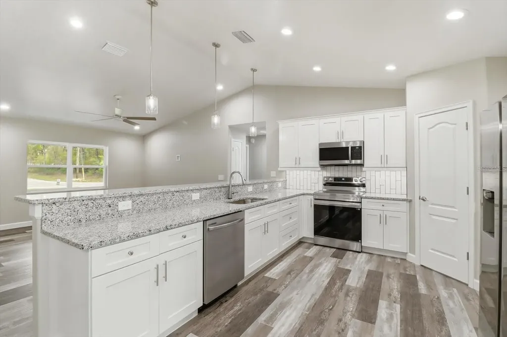 341 E Mcfaddin Place Dunnellon FL 34434