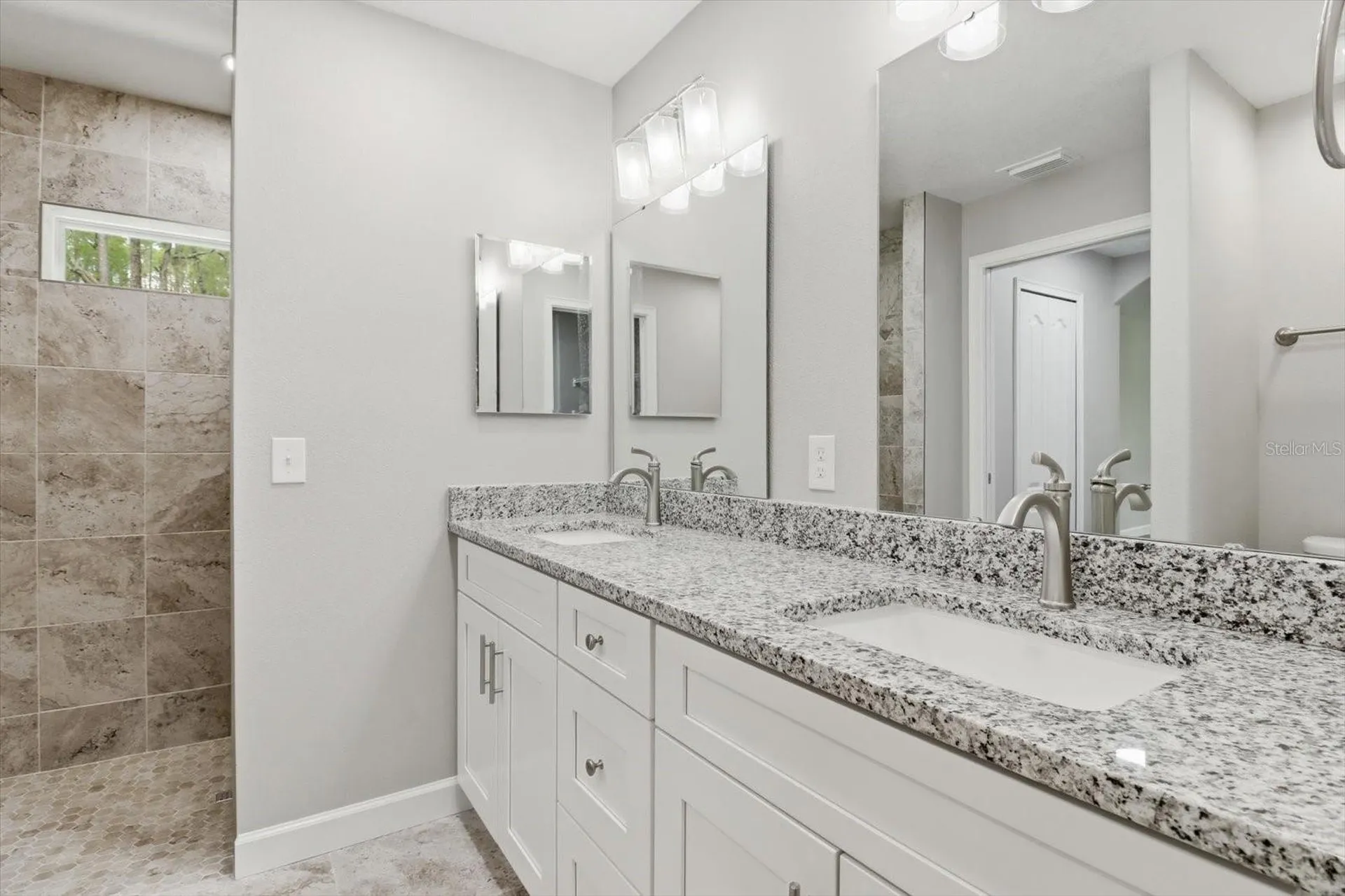 341 E Mcfaddin Place Dunnellon FL 34434