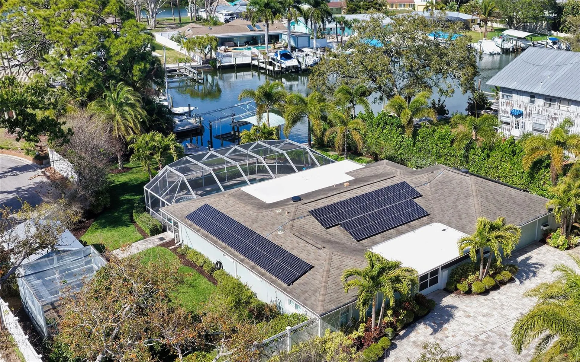 121 Holly Avenue Sarasota FL 34243