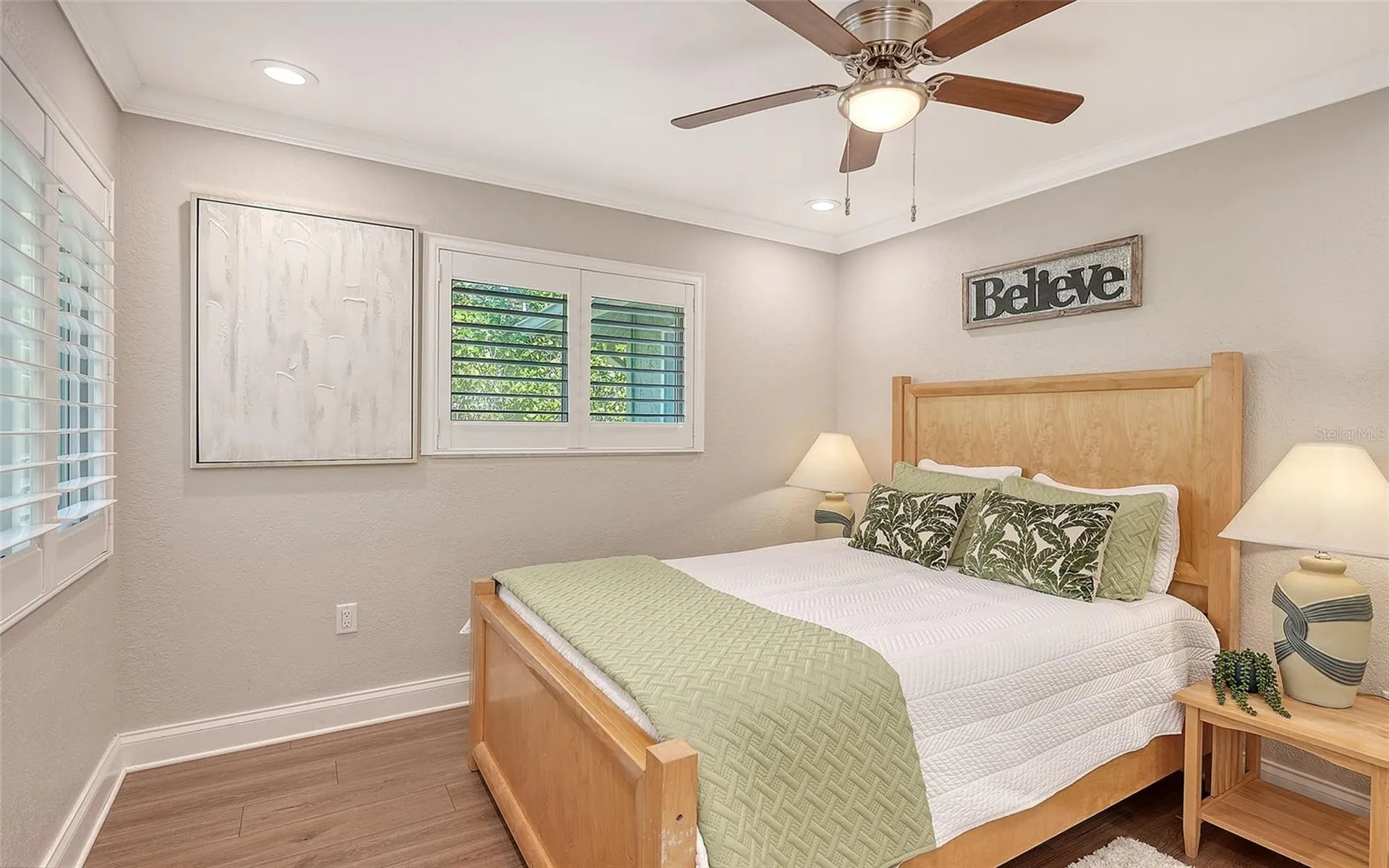 121 Holly Avenue Sarasota FL 34243
