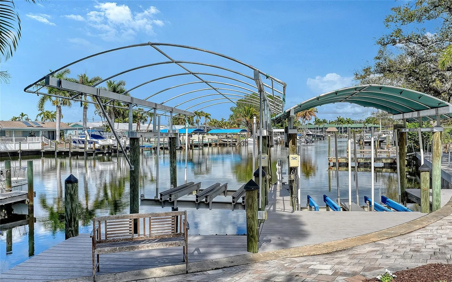 121 Holly Avenue Sarasota FL 34243