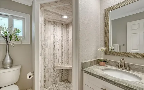 121 Holly Avenue Sarasota FL 34243