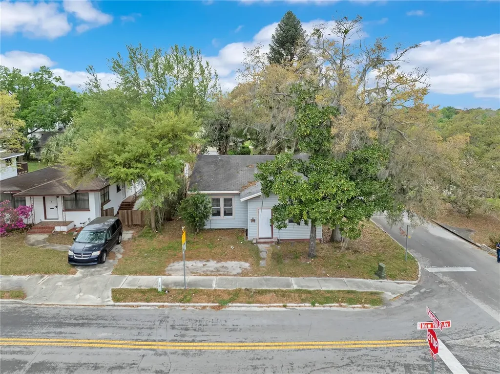 703 S New York Avenue Lakeland FL 33815