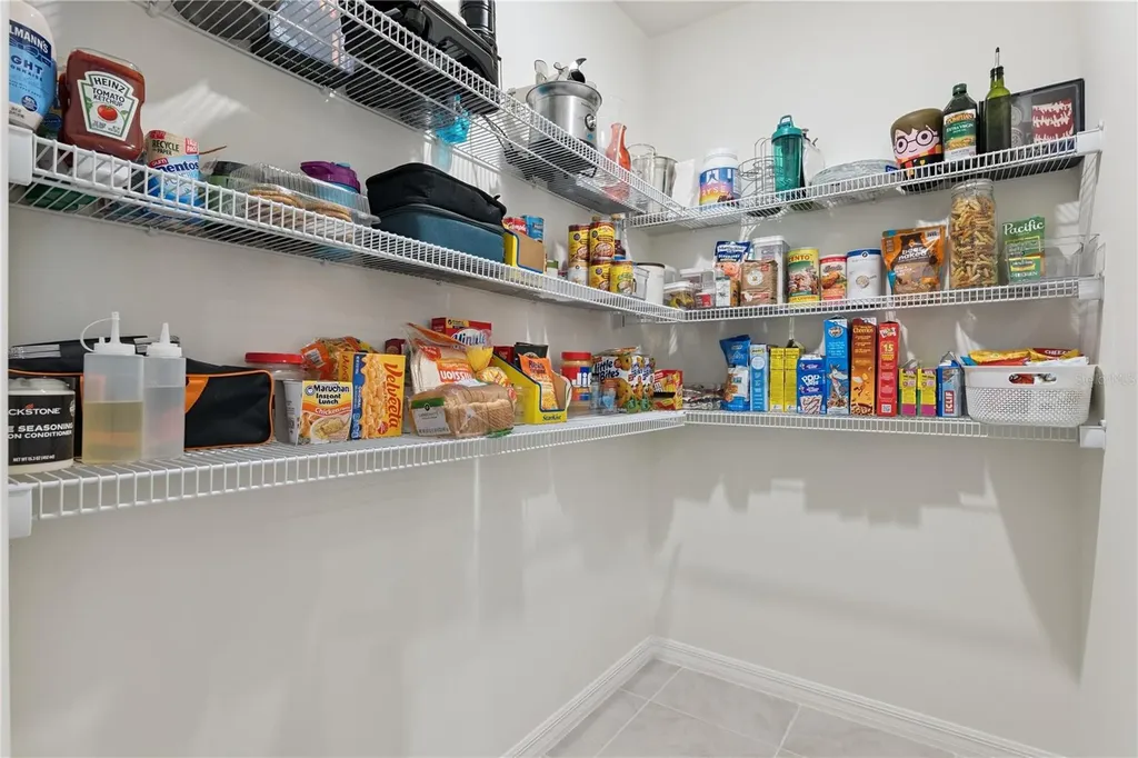 387 Pelham Park Drive Deland FL 32720