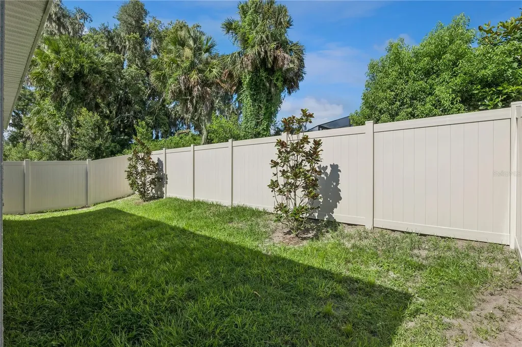 387 Pelham Park Drive Deland FL 32720