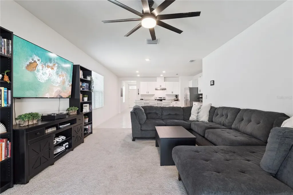 387 Pelham Park Drive Deland FL 32720