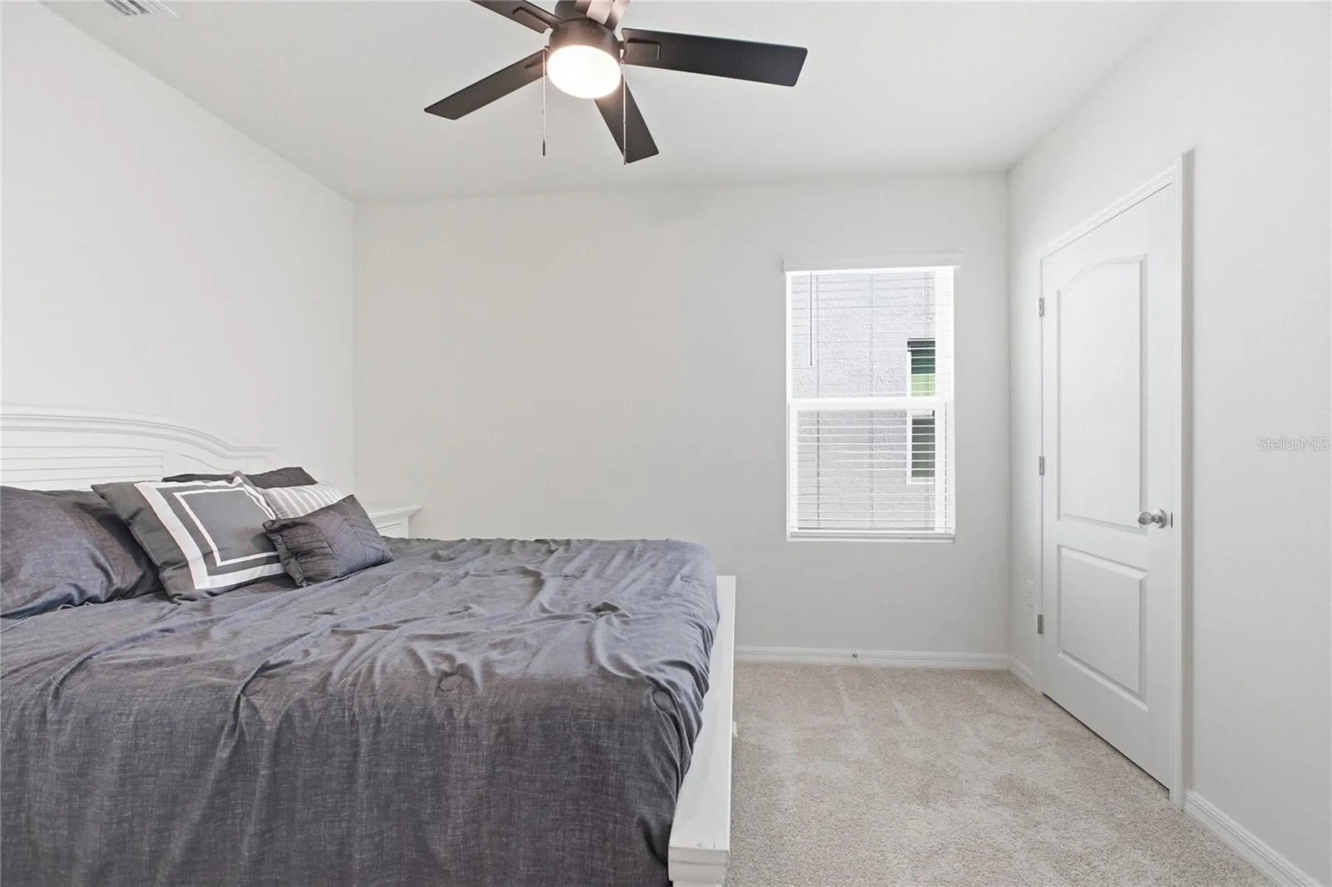 387 Pelham Park Drive Deland FL 32720