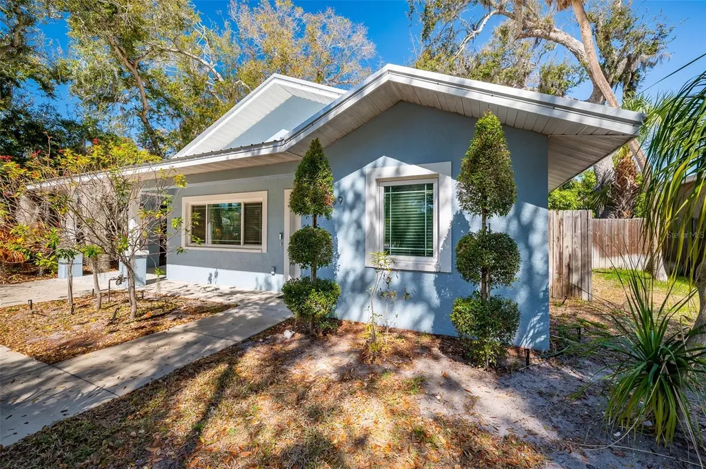 1039 23rd Street Sarasota FL 34234