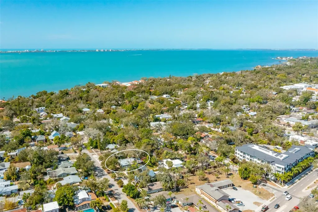 1039 23rd Street Sarasota FL 34234