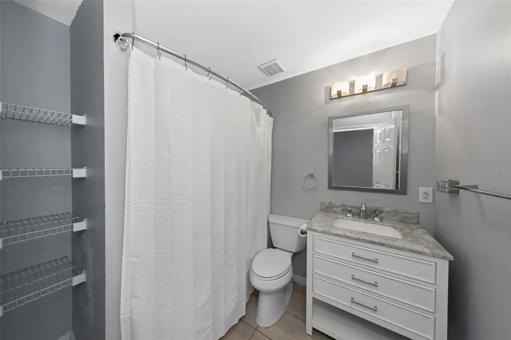 701 Mirror Lake Drive N Drive N St Petersburg FL 33701