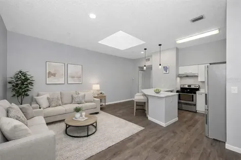 701 Mirror Lake Drive N Drive N St Petersburg FL 33701
