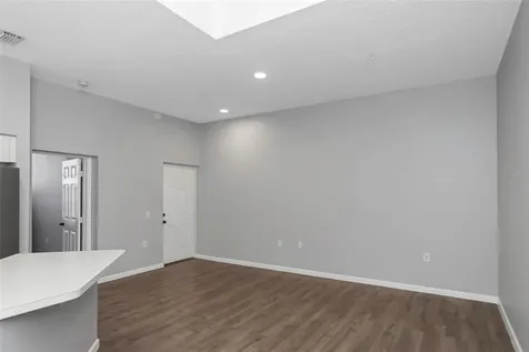 701 Mirror Lake Drive N Drive N St Petersburg FL 33701