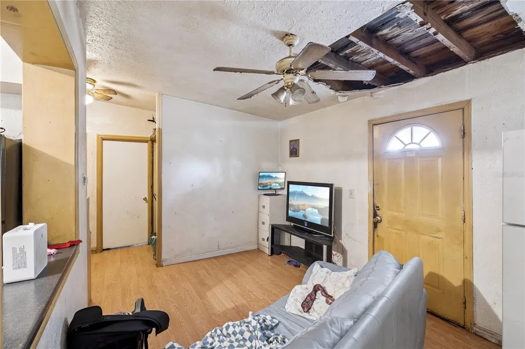 605 Danvers Street Eustis FL 32726