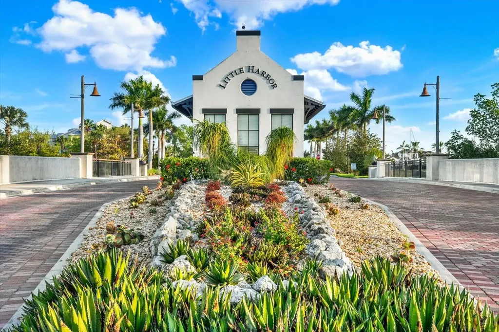436 Bahia Beach Boulevard Ruskin FL 33570