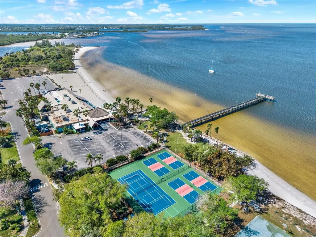 436 Bahia Beach Boulevard Ruskin FL 33570