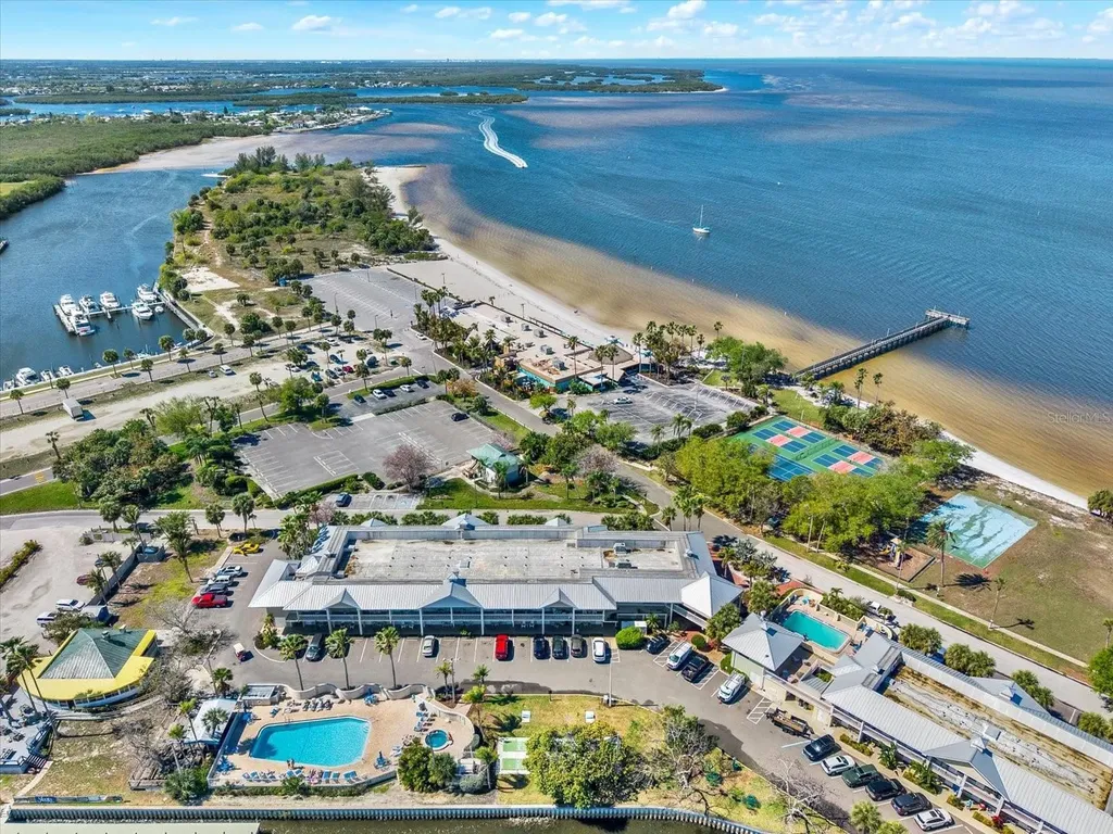 436 Bahia Beach Boulevard Ruskin FL 33570