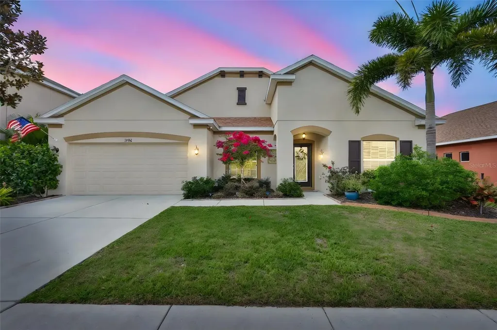 1506 Yale Castle Court Ruskin FL 33570