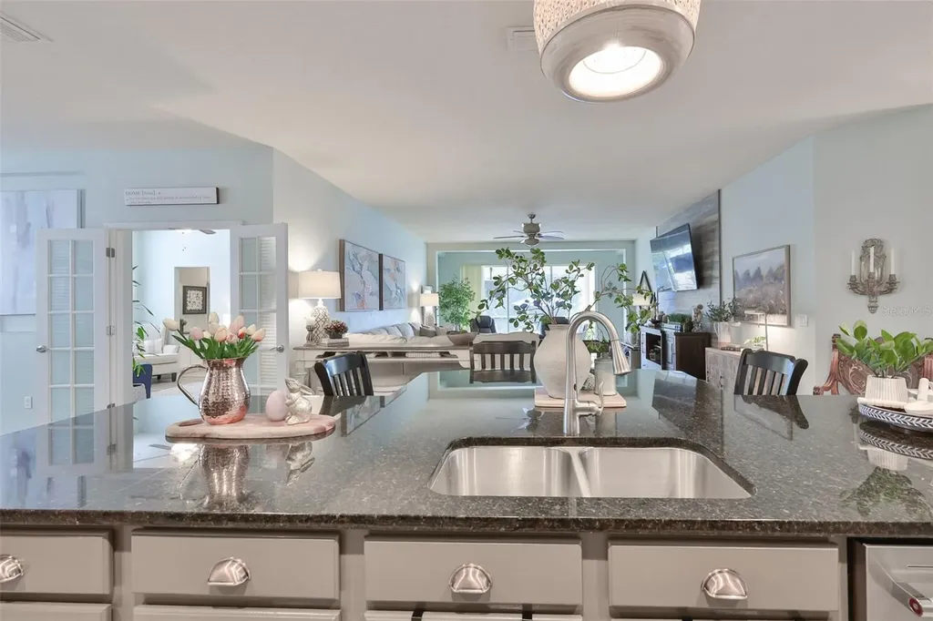 1506 Yale Castle Court Ruskin FL 33570
