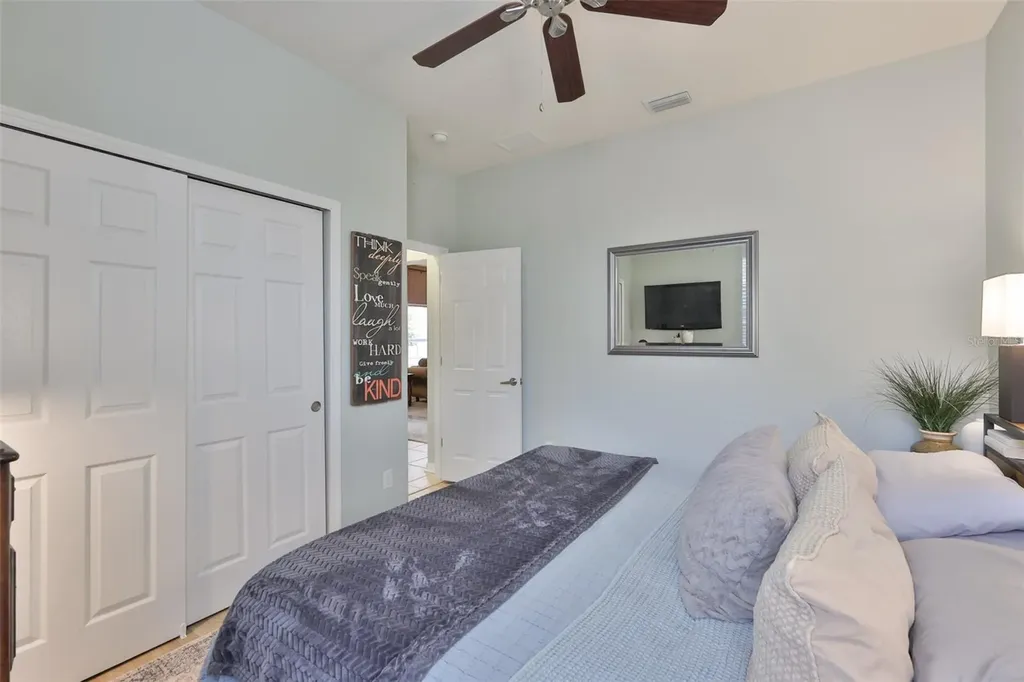 1506 Yale Castle Court Ruskin FL 33570