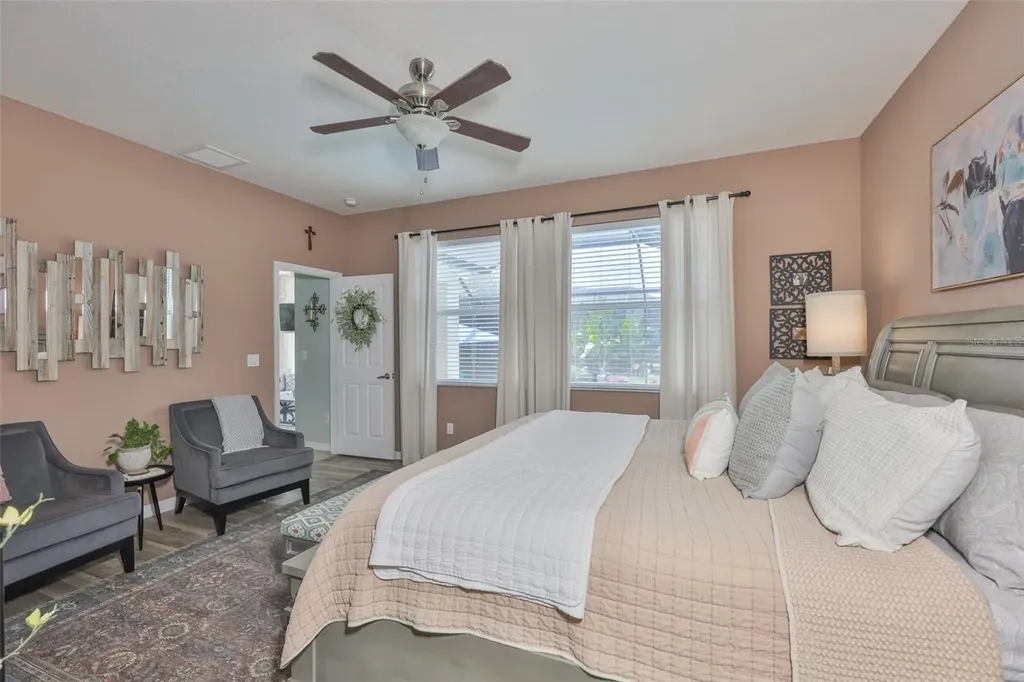 1506 Yale Castle Court Ruskin FL 33570