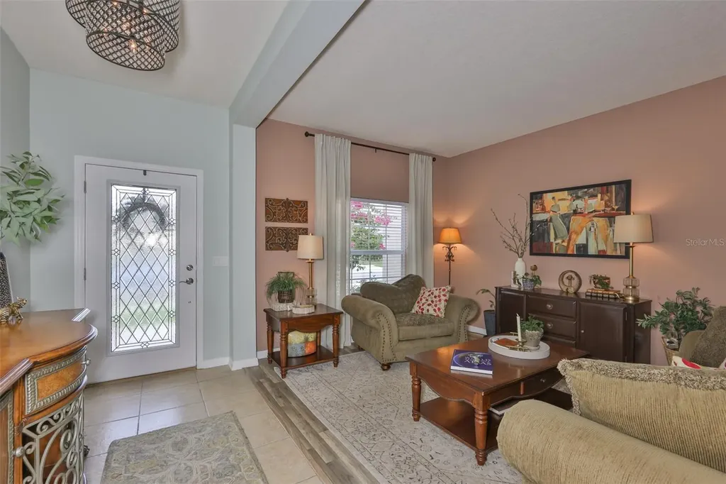1506 Yale Castle Court Ruskin FL 33570