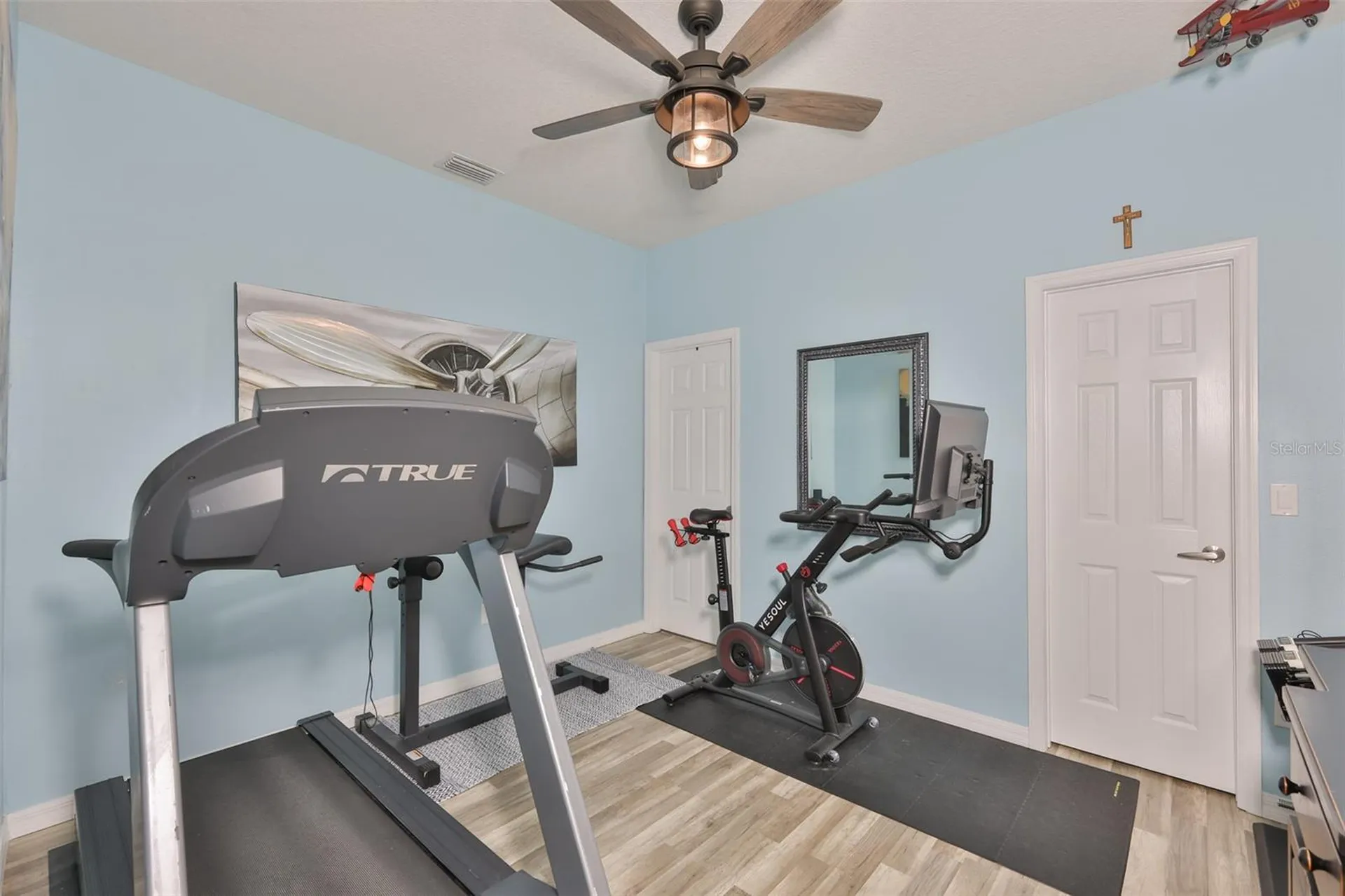 1506 Yale Castle Court Ruskin FL 33570