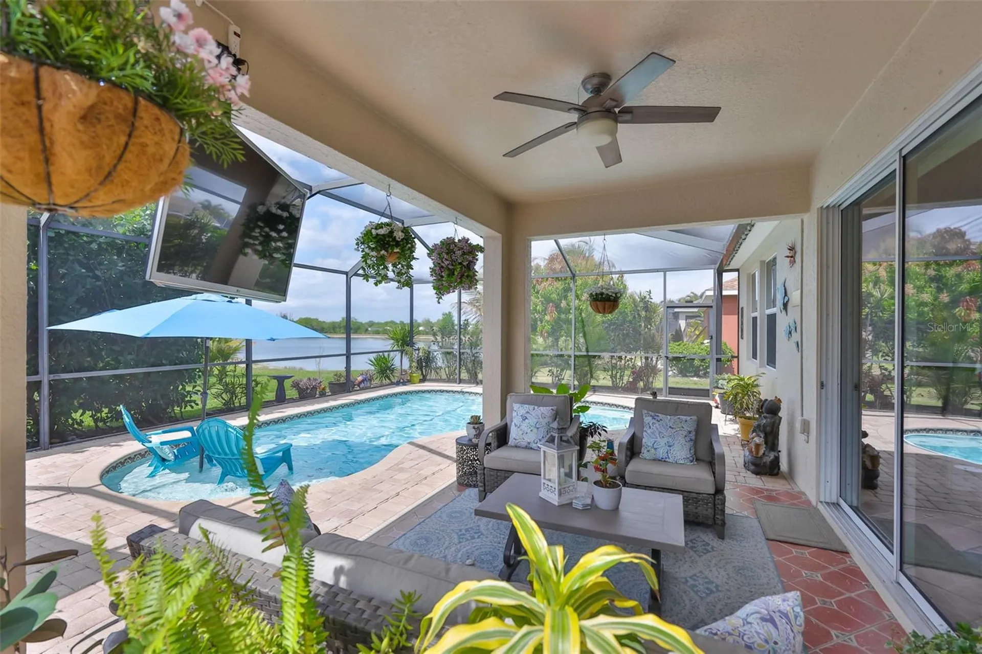 1506 Yale Castle Court Ruskin FL 33570