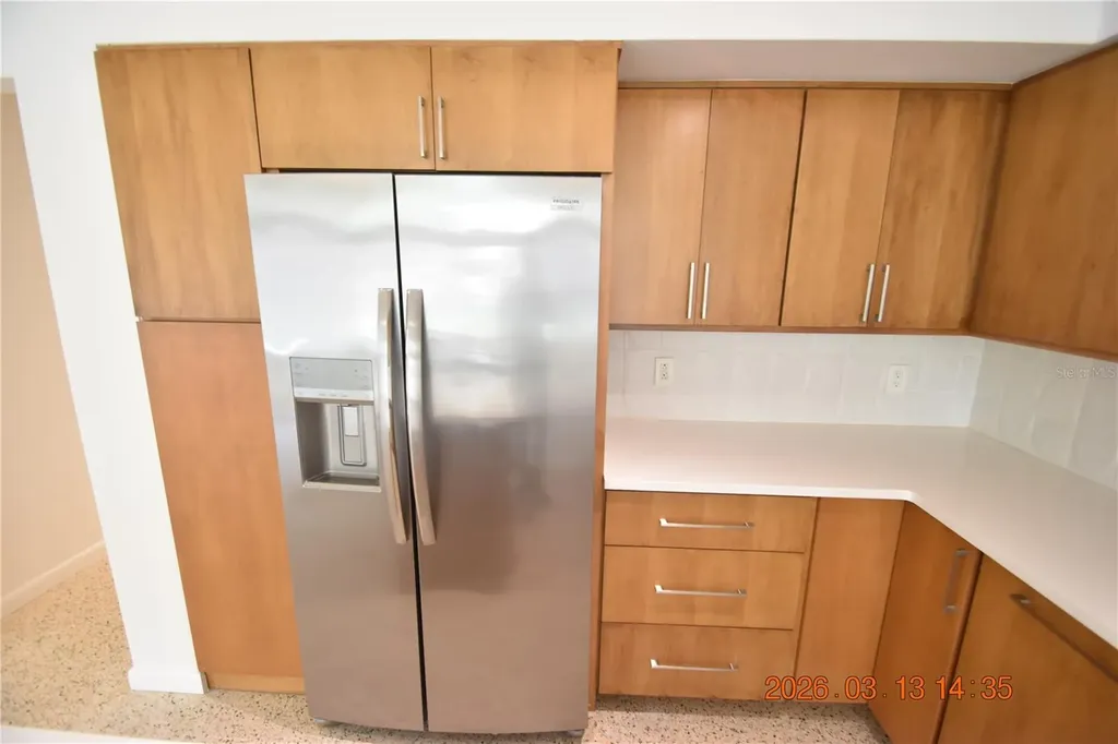 528 Suwanee Circle Tampa FL 33606