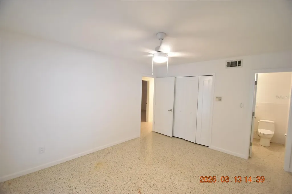 528 Suwanee Circle Tampa FL 33606