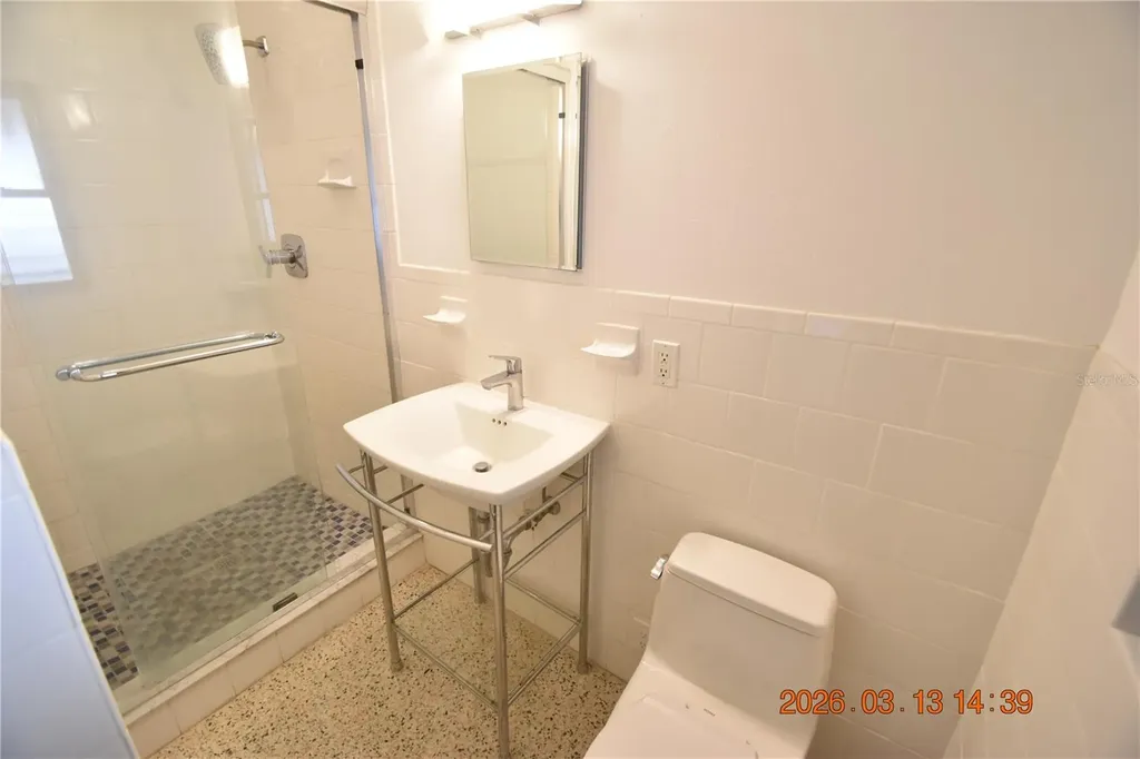528 Suwanee Circle Tampa FL 33606