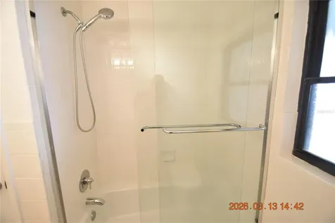 528 Suwanee Circle Tampa FL 33606