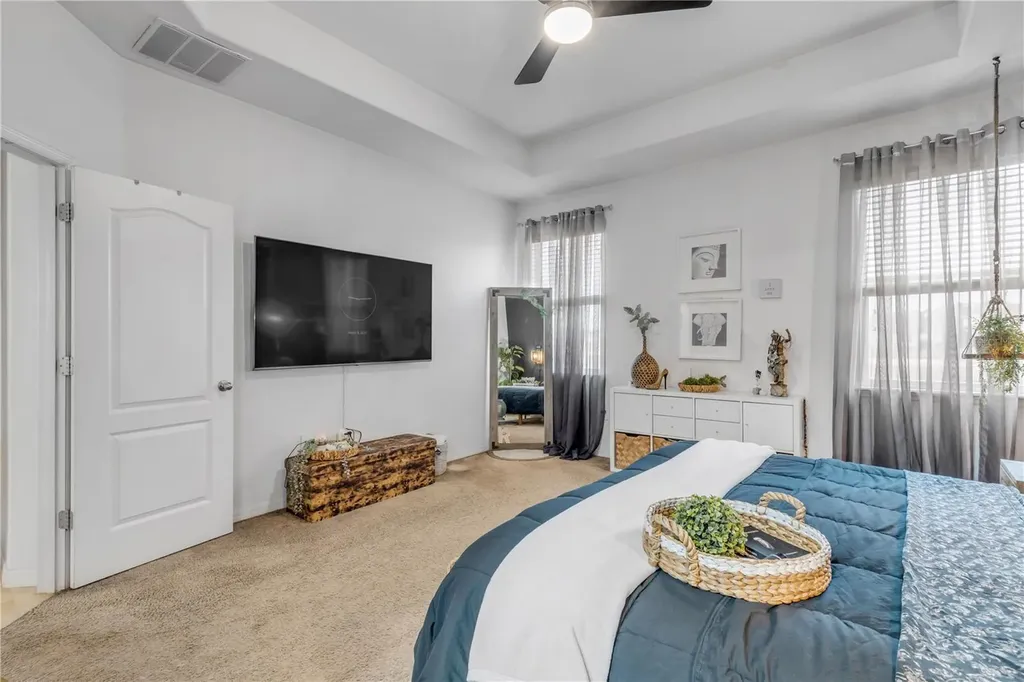 637 Bluehearts Trail Deland FL 32724