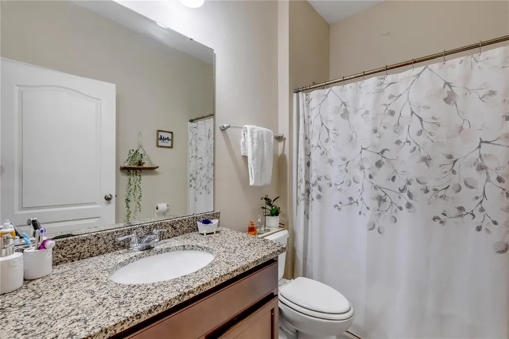 637 Bluehearts Trail Deland FL 32724