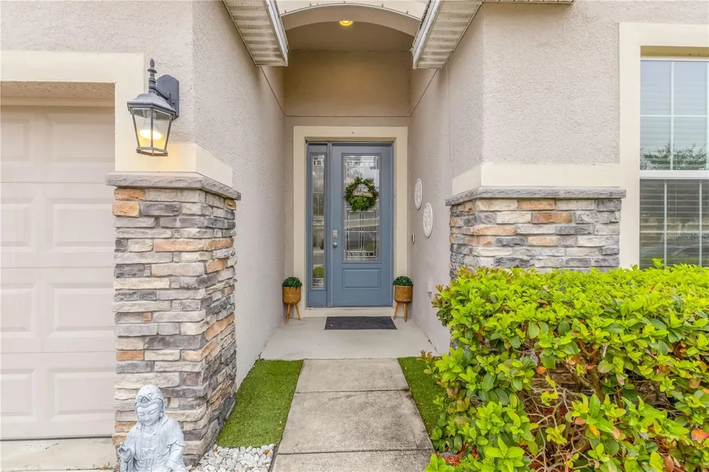637 Bluehearts Trail Deland FL 32724