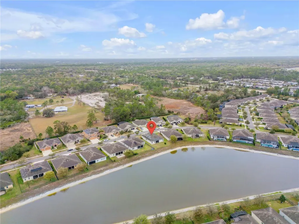 637 Bluehearts Trail Deland FL 32724