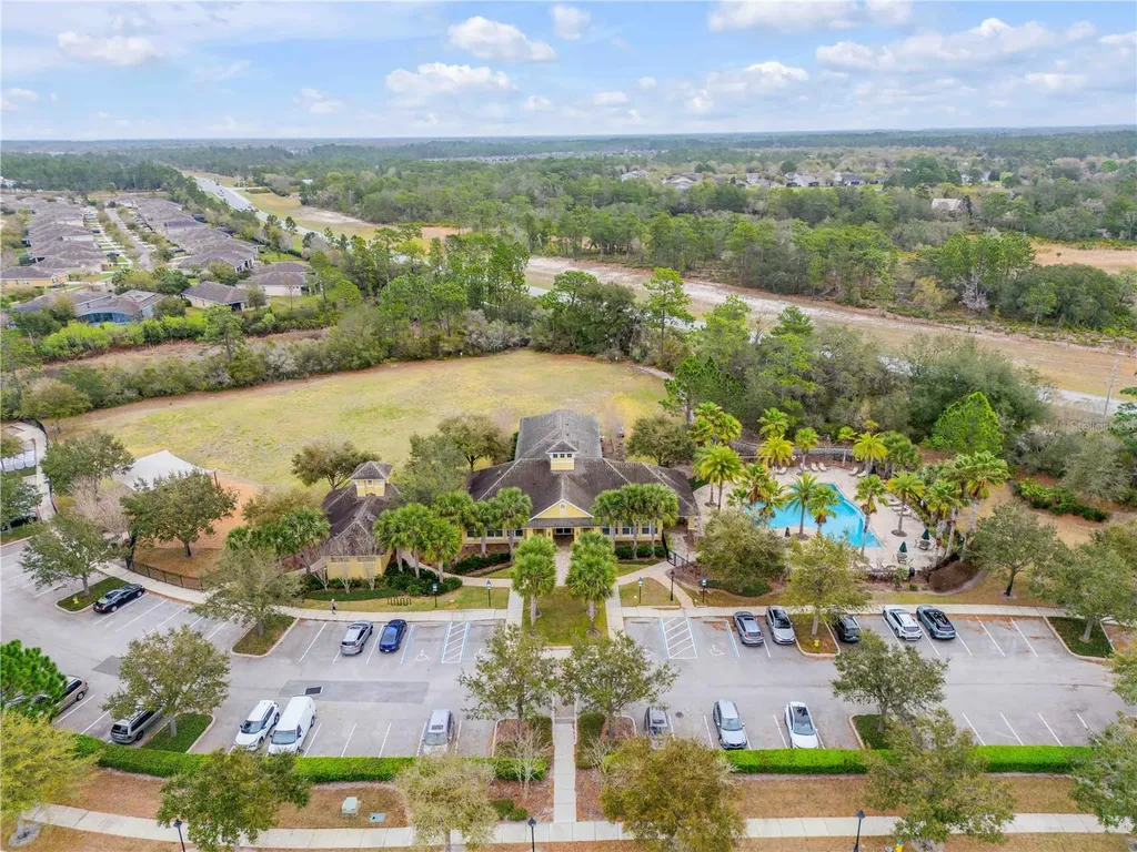 637 Bluehearts Trail Deland FL 32724
